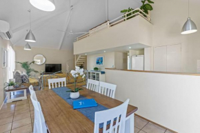Osprey Holiday Village Unit 110 - Chic 3 Bedroom Holiday Villa with a Pool in the Complex